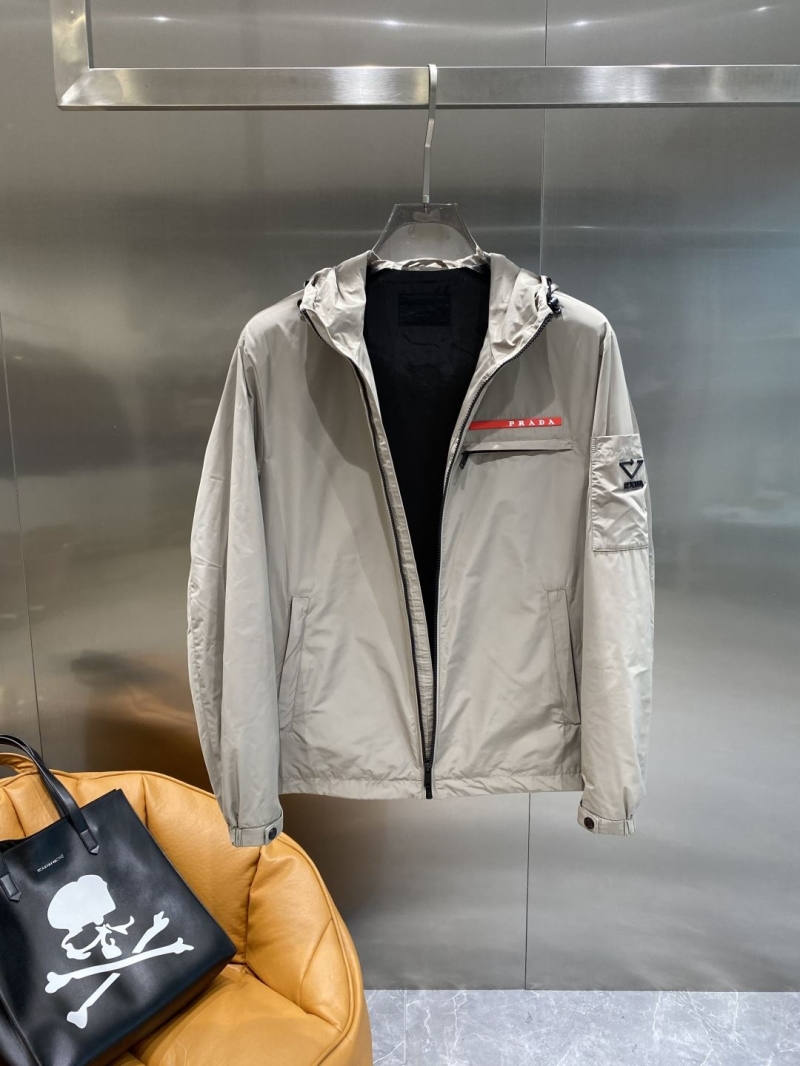 Pra*a outwear